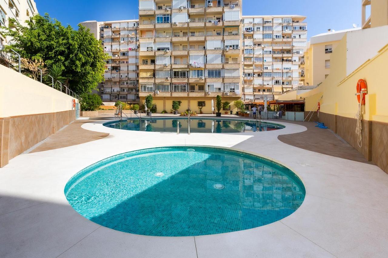 Ver7 - Estudio, Wifi, Fire Stick Amazon, Terraza, Vistas Al Mar, Piscina Torremolinos Exterior photo